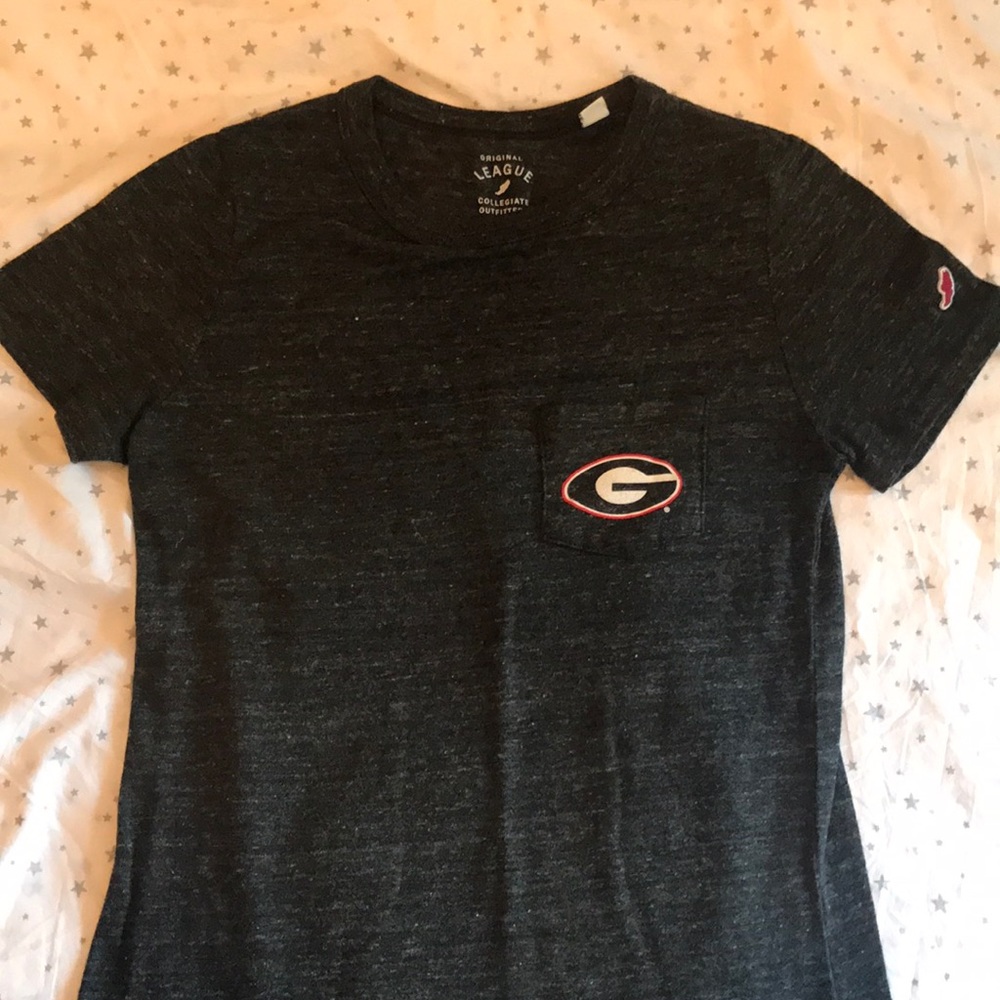 Gray Georgia Bulldogs shirt